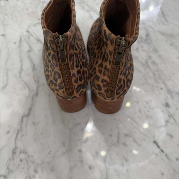 ❤️SOLD❤️ Seychelles Floodplain Leopard Print Ankle Booties - Picture 4 of 8